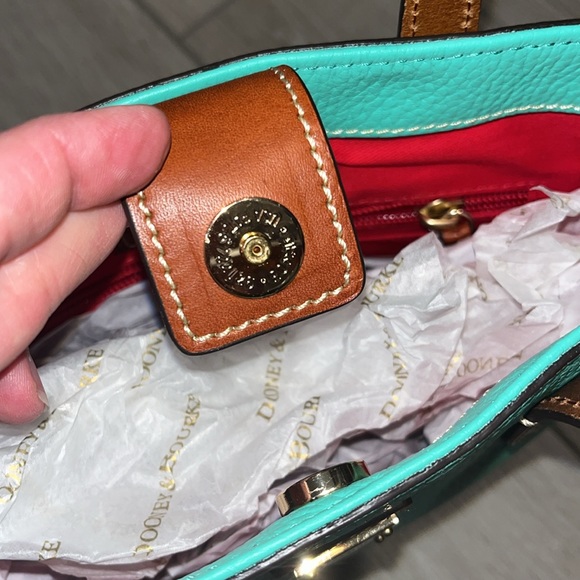 NWT! Dooney & Bourke Mini Waverly Jade Pebble Grain Leather - Picture 10 of 17